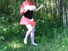 Rotkäppchen wird vom Pandabären gebumst